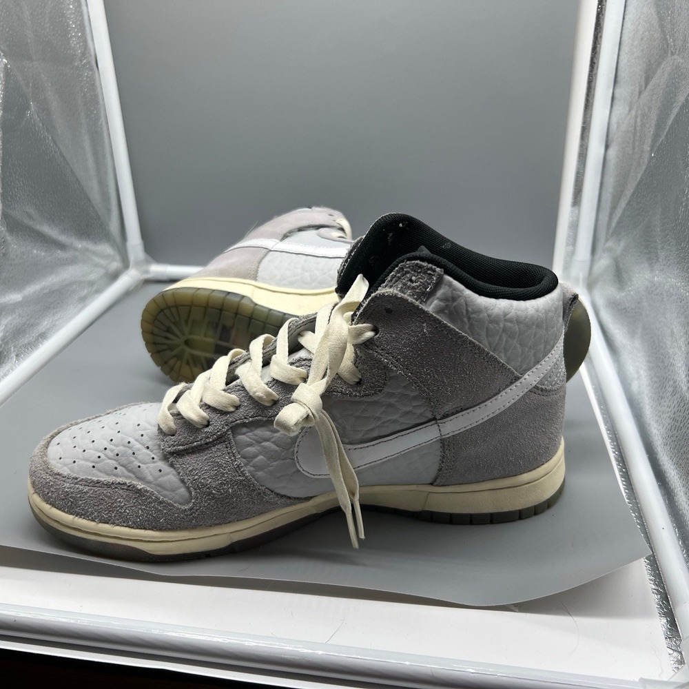 Nike Dunk High Retro Wolf Grey-Light Smoke Grey-White Sz 9 men's. 10.5 women's - Picture 9 of 12